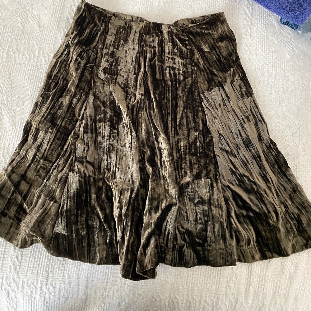 NWT Anthropologie Green Crushed Velvet Skirt